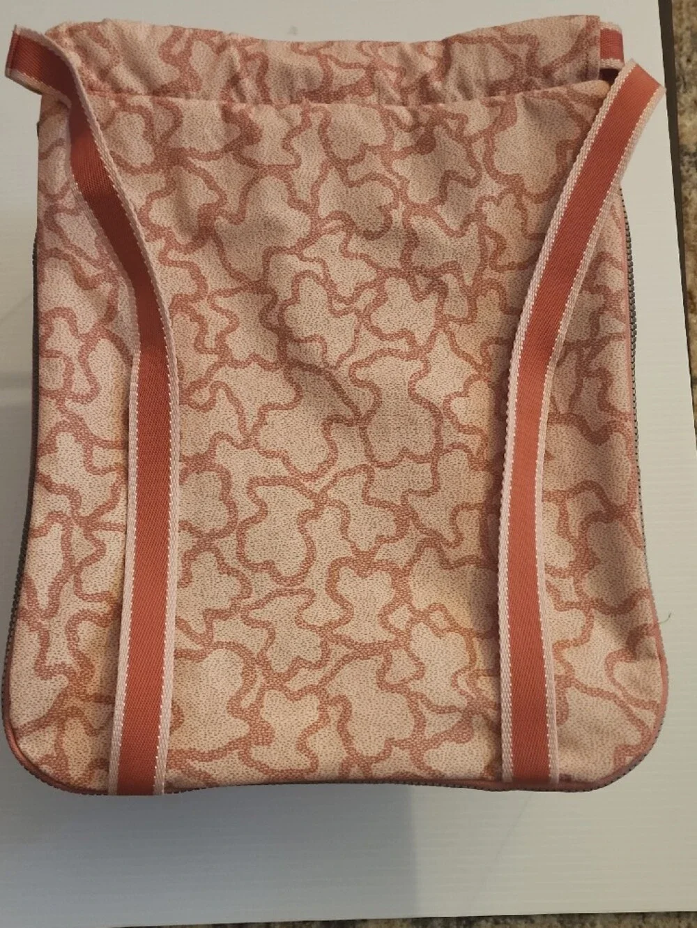 Tous Kaos New Colores Pink Patterned Backpack with Bear Charm. EUC. 33×38×6